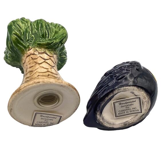 Vintage Cardinal Inc. Salt & Pepper Shakers: Hand-Painted Toucan & Tree Set - Picture 6 of 6